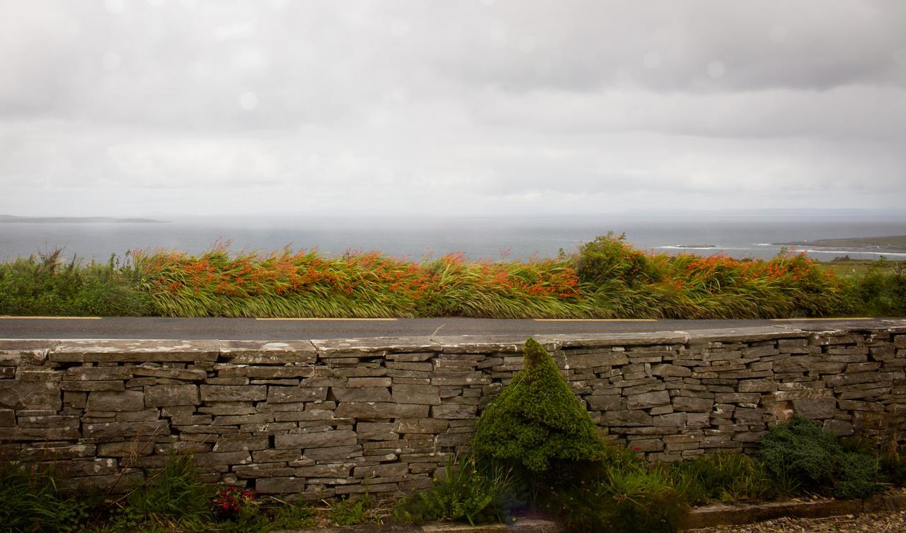 Storytellers Cottage Ballycotteen 外观 照片